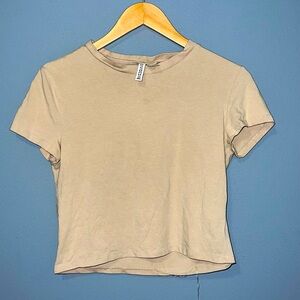 h & m women’s size L beige top